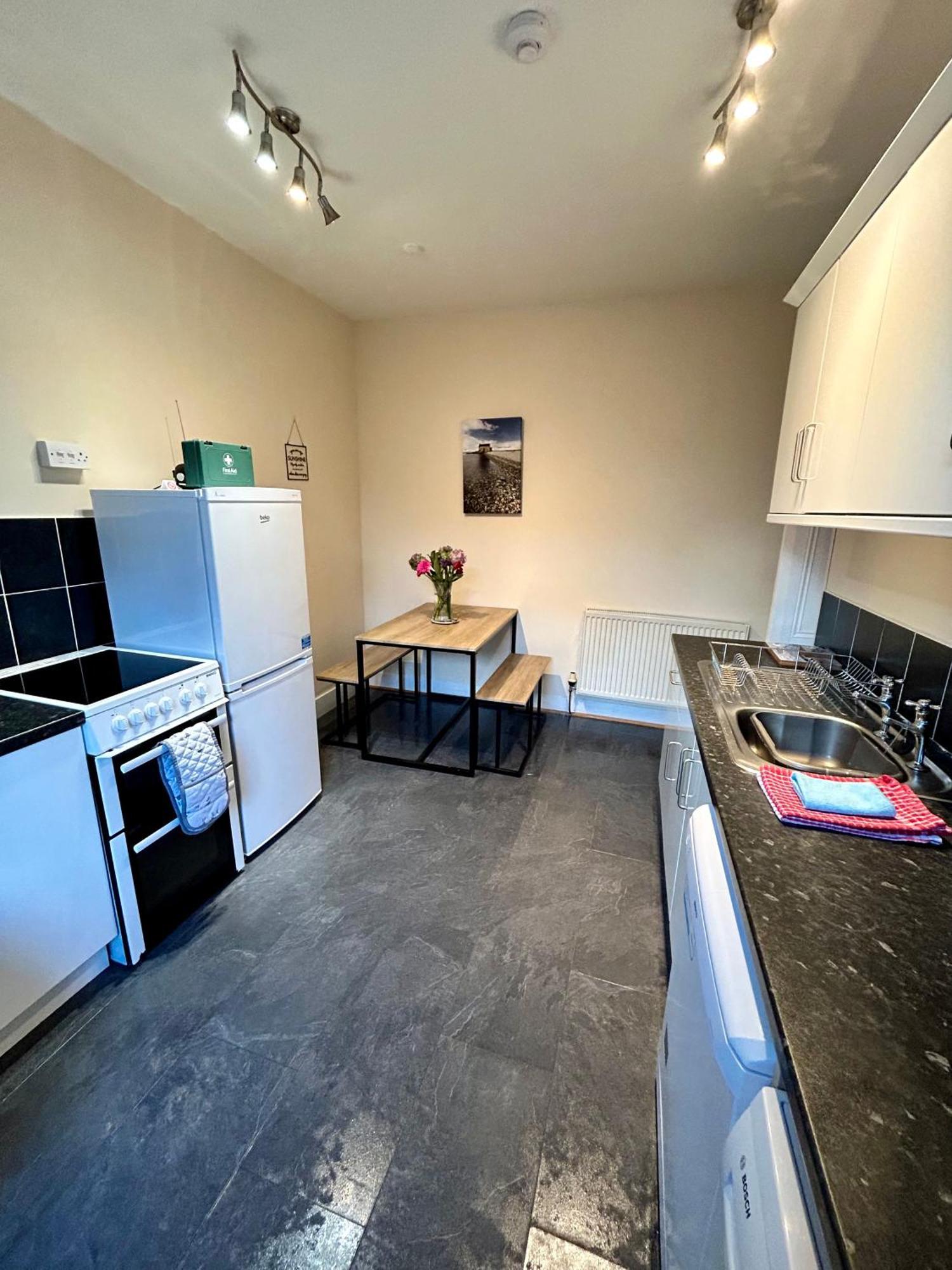 St Magnus Self Catering Lerwick Apartment ภายนอก รูปภาพ